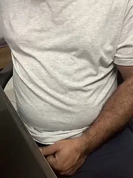 Snapshot of urb0nd chatting on 03-23-26, 06:28 urb0nd online show from 03-23-26, 06:28