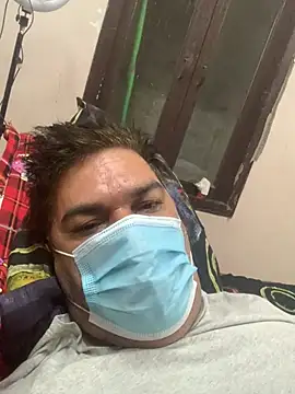 Snapshot of urb0nd chatting on 03-25-26, 02:17 urb0nd online show from 03-25-26, 02:17