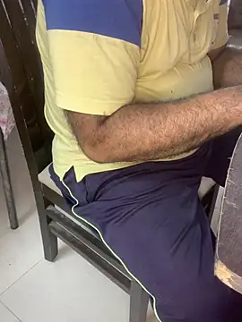 Snapshot of urb0nd chatting on 03-29-26, 08:58 urb0nd online show from 03-29-26, 08:58