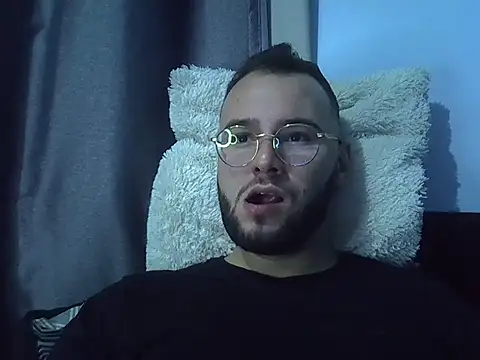 piazaocwb23 online show from 05-09-26, 01:33