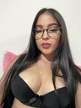 Snapshot of angel_sweet_v chatting on 04-10-26, 12:05 angel sweet v online show from 04-10-26, 12:05
