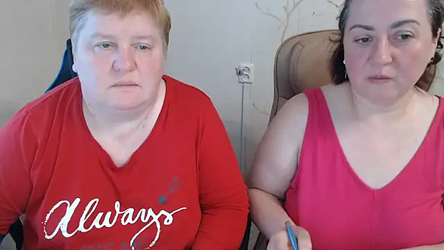 Snapshot of Lindy-Jeanie chatting on 05-29-26, 05:11 Lindy-Jeanie online show from 05-29-26, 05:11