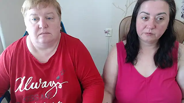 Snapshot of Lindy-Jeanie chatting on 05-30-26, 08:55 Lindy-Jeanie online show from 05-30-26, 08:55