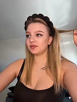 bettyloveu online show from 03-19-26, 11:03