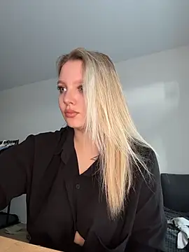 bettyloveu online show from 03-26-26, 11:05