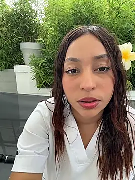 MiaCamille  online show from 04-10-26, 09:08