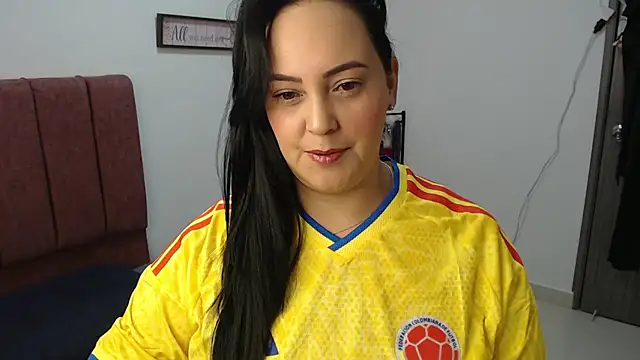 Veroniicabbw  online show from 06-17-26, 01:45