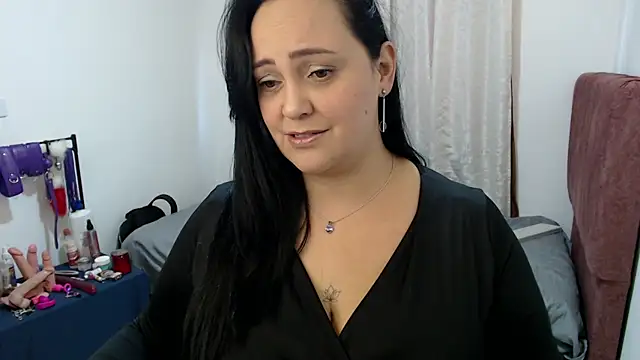 Veroniicabbw  online show from 07-06-26, 12:35
