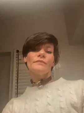 DtPORNBITCH online show from 04-06-26, 11:27