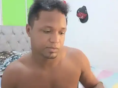 Snapshot of estrellajunior chatting on 07-07-26, 02:14 estrellajunior online show from 07-07-26, 02:14