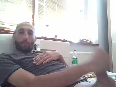 Snapshot of stiven121312 chatting on 07-17-26, 09:05 stiven121312 online show from 07-17-26, 09:05