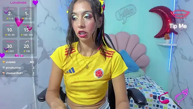 sandra petite19 online show from 06-18-26, 09:36