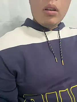 DanielZz69 online show from 04-28-26, 01:48