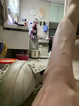 zhizhibaobei online show from 06-18-26, 01:59