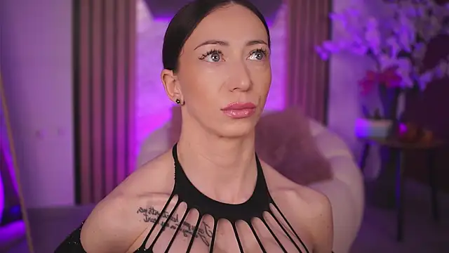RubyFever online show from 06-21-26, 05:43