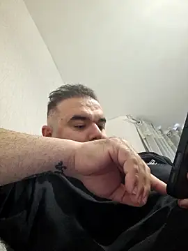 bigmillz32 online show from 03-25-26, 01:28