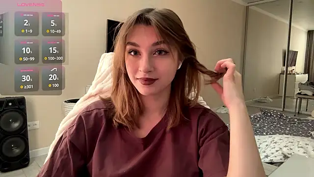 Olivia 132 online show from 03-15-26, 10:43