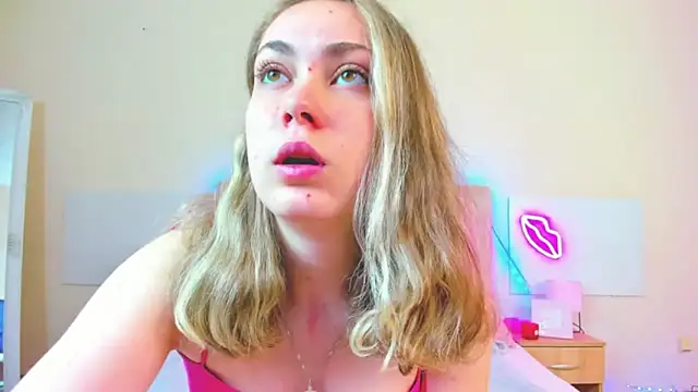 MelanieCuty online show from 05-09-26, 05:12