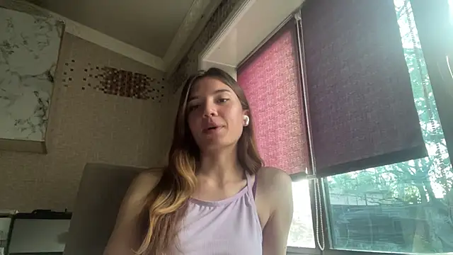 Lili Kilian online show from 04-09-26, 01:16