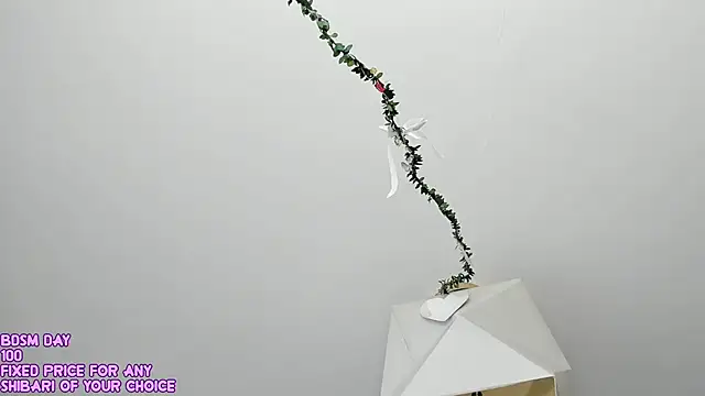 Snapshot of RileyNymph chatting on 05-24-26, 03:00 RileyNymph online show from 05-24-26, 03:00