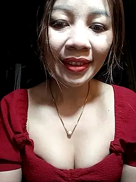 Yiyi102300 online show from 03-27-26, 01:55