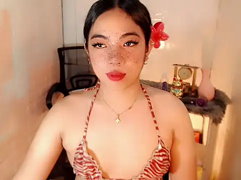 Snapshot of xLinda_Walkerx chatting on 05-16-26, 11:20 xLinda Walkerx online show from 05-16-26, 11:20