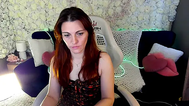 FireFoxxxxxy online show from 04-12-26, 06:07