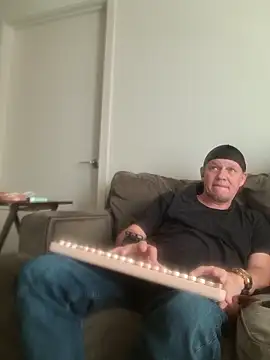 Snapshot of yourMasterisBored chatting on 05-20-26, 02:12 yourMasterisBored online show from 05-20-26, 02:12