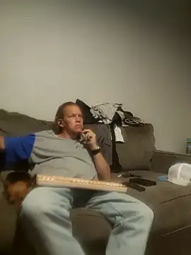 Snapshot of yourMasterisBored chatting on 05-28-26, 02:53 yourMasterisBored online show from 05-28-26, 02:53
