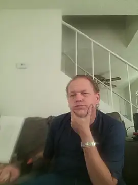 Snapshot of yourMasterisBored chatting on 06-14-26, 01:24 yourMasterisBored online show from 06-14-26, 01:24