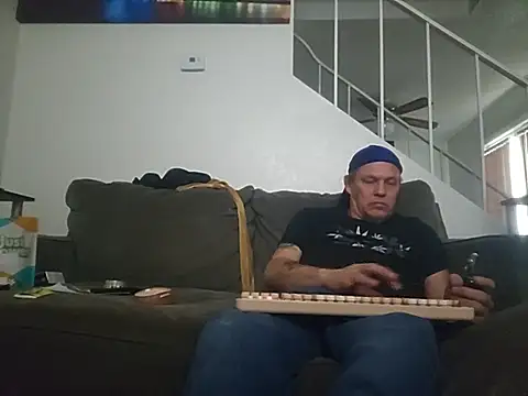 yourMasterisBored online show from 08-01-26, 12:10