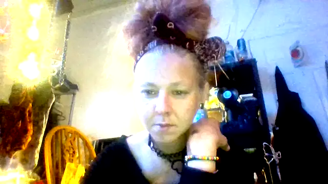 Ambionce online show from 05-27-26, 03:03
