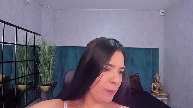 Emily-brown  online show from 04-23-26, 07:27