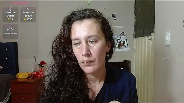 Snapshot of Mariam_wish chatting on 05-15-26, 07:54 Mariam wish online show from 05-15-26, 07:54