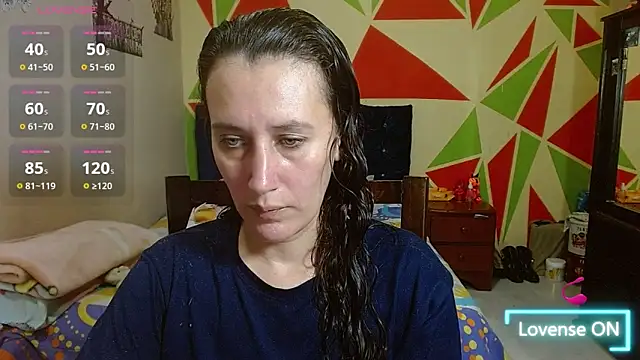 Snapshot of Mariam_wish chatting on 05-25-26, 07:53 Mariam wish online show from 05-25-26, 07:53