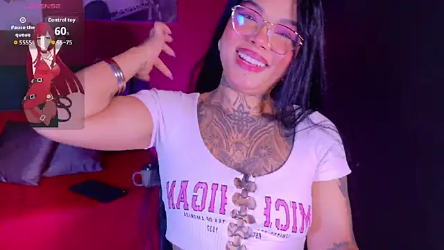 madyson fox online show from 04-30-26, 02:23