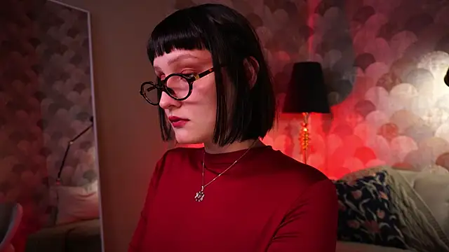 Velvet Lily online show from 03-16-26, 09:30