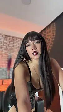 Snapshot of Liana_Fem_ chatting on 04-11-26, 04:00 Liana Fem online show from 04-11-26, 04:00