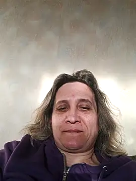 Snapshot of KatieLove133 chatting on 04-25-26, 04:04 KatieLove133 online show from 04-25-26, 04:04
