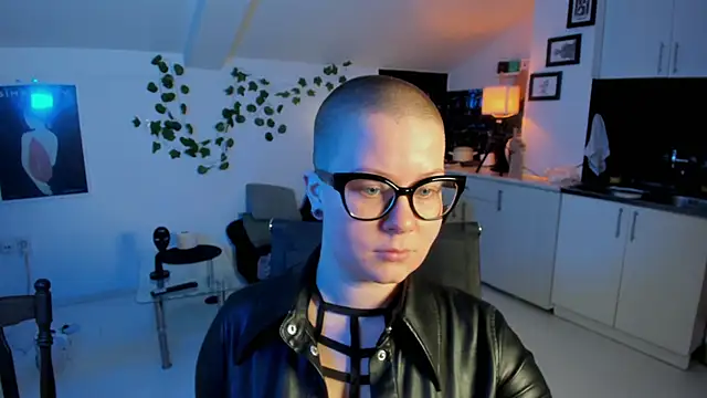VexaVeylish online show from 04-22-26, 05:25