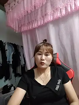 Lucxy-ki6 online show from 05-23-26, 01:59