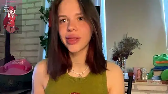 SarahHunnye online show from 05-01-26, 01:32