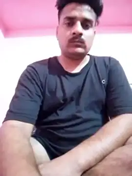 Snapshot of Decentlover67 chatting on 05-11-26, 03:40 Decentlover67 online show from 05-11-26, 03:40