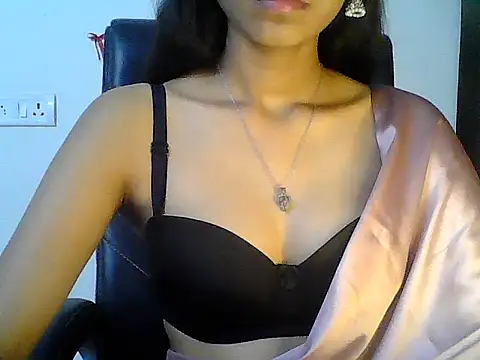 Hot Deepansi02 online show from 07-10-26, 03:03
