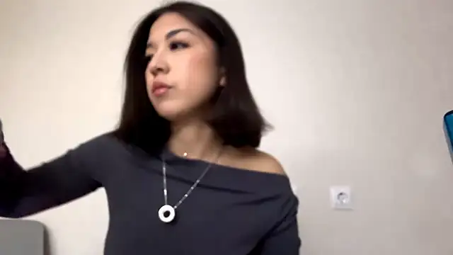 Snapshot of ValentCore chatting on 03-14-26, 06:57 ValentCore online show from 03-14-26, 06:57