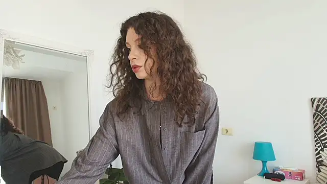 IreneBlue  online show from 04-28-26, 07:02