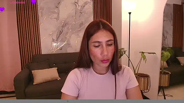 LucyBecker online show from 06-24-26, 03:38