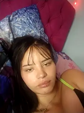 Snapshot of deisypinzongaleano chatting on 03-21-26, 06:40 deisypinzongaleano online show from 03-21-26, 06:40