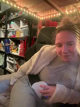 curvyneon online show from 04-03-26, 02:15