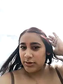 Snapshot of Mia_skyy18 chatting on 06-24-26, 06:07 Mia skyy18 online show from 06-24-26, 06:07